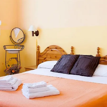 Hotel Pensio 2000 2*